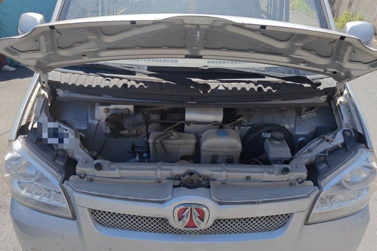 Used BAIC Weiwang 306 2016 1.2L Comfort Version 7 Seats A12 China V Emission Standard Engine Bay