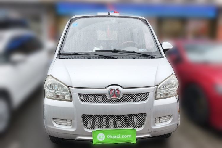 Used BAIC Weiwang 306 2016 1.2L Basic Version 7 Seats A12 China IV Emission Standard Front