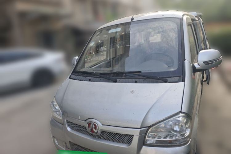 Used BAIC Weiwang 306 2016 1.2L Basic Version 7 Seats A12 China IV Emission Standard Front