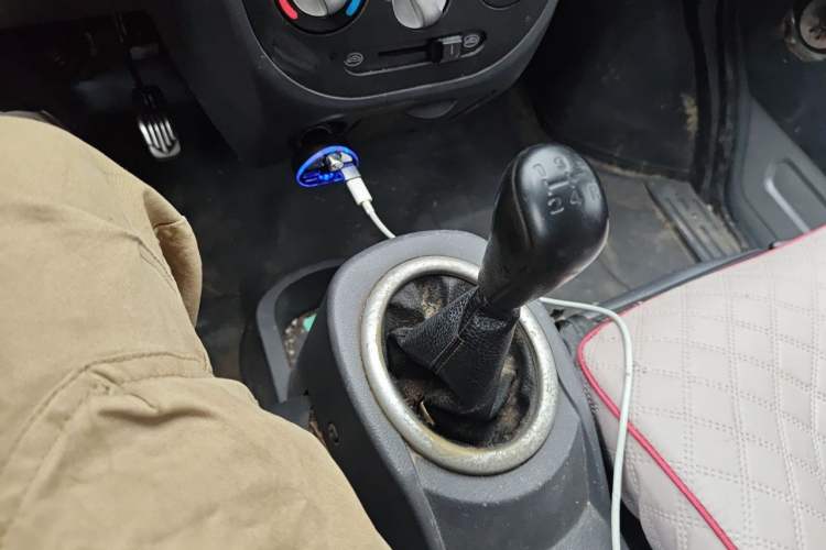 Used BAIC Weiwang 306 2016 1.2L Basic Version 7 Seats A12 China IV Emission Standard Gear Lever