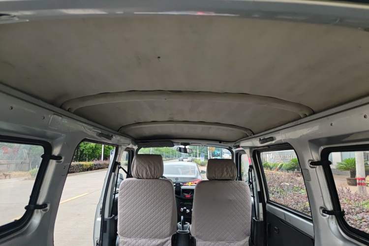Used BAIC Weiwang 306 2016 1.2L Basic Version 7 Seats A12 China IV Emission Standard Headliner