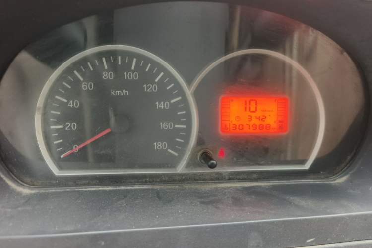 Used BAIC Weiwang 306 2016 1.2L Basic Version 7 Seats A12 China V Emission Standard Instrument Cluster