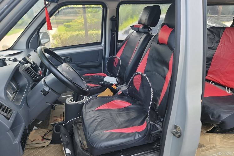Used BAIC Weiwang 306 2016 1.0L Basic Version 7-Seater LJ465 Left Front Seat