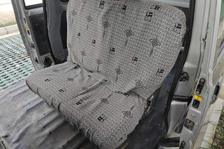 Used BAIC Weiwang 306 2016 1.2L Basic Version 7 Seats A12 China V Emission Standard Left Rear Seat