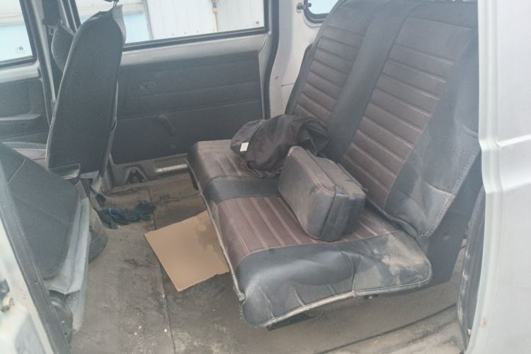 Used BAIC Weiwang 306 2016 1.2L Basic Version 7 Seats A12 China IV Emission Standard Left Rear Seat