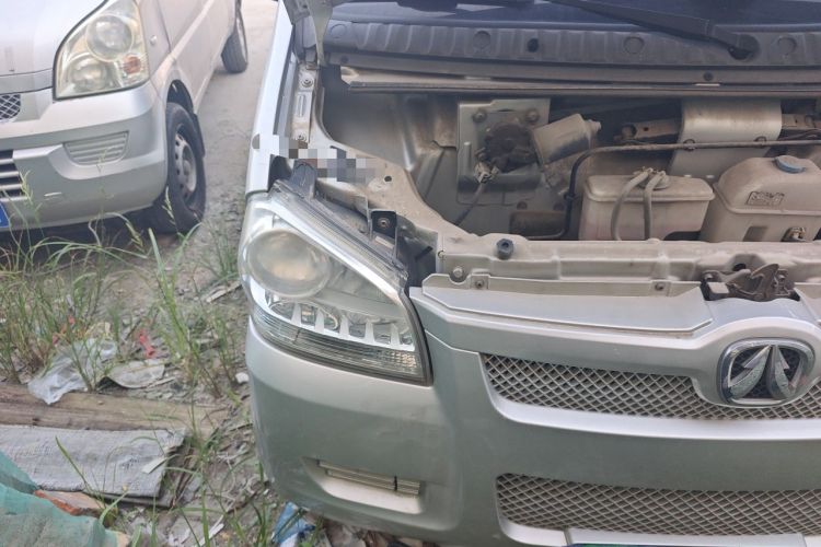 Used BAIC Weiwang 306  Right Front Headlight