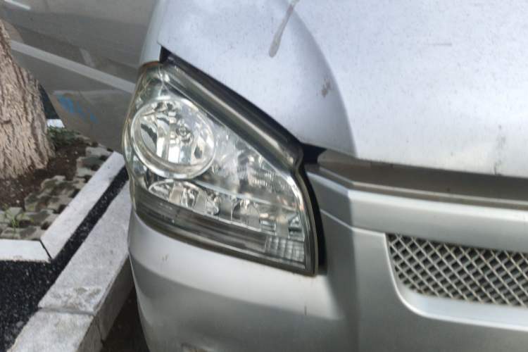 Used BAIC Weiwang 306 2016 1.2L Comfort Version 5 Seats A12 China IV Emission Standard Right Front Headlight