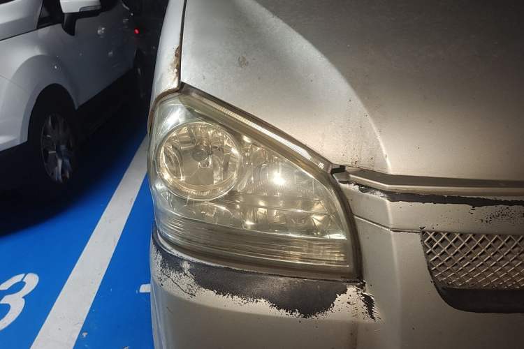 Used BAIC Weiwang 306 2016 1.2L Basic Version 7 Seats A12 China IV Emission Standard Right Front Headlight