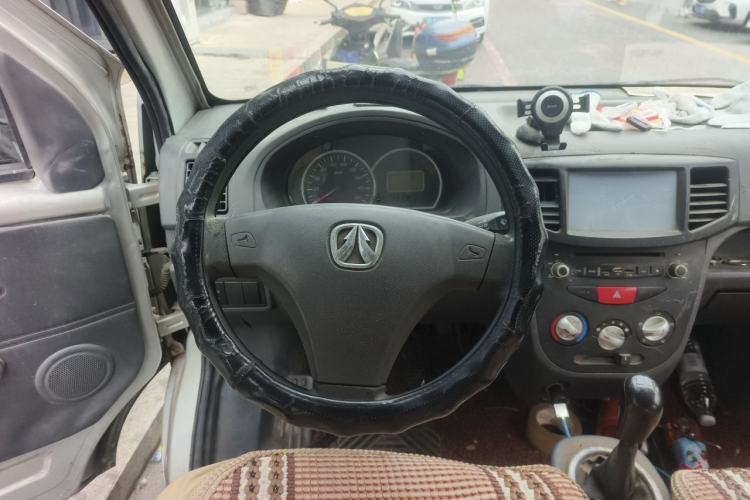 Used BAIC Weiwang 306 2016 1.2L Basic Version 7 Seats A12 China V Emission Standard Steering Wheel