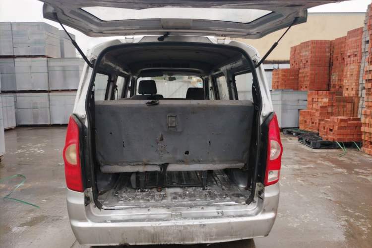 Used BAIC Weiwang 306 2016 1.2L Basic Version 7 Seats A12 China V Emission Standard Trunk