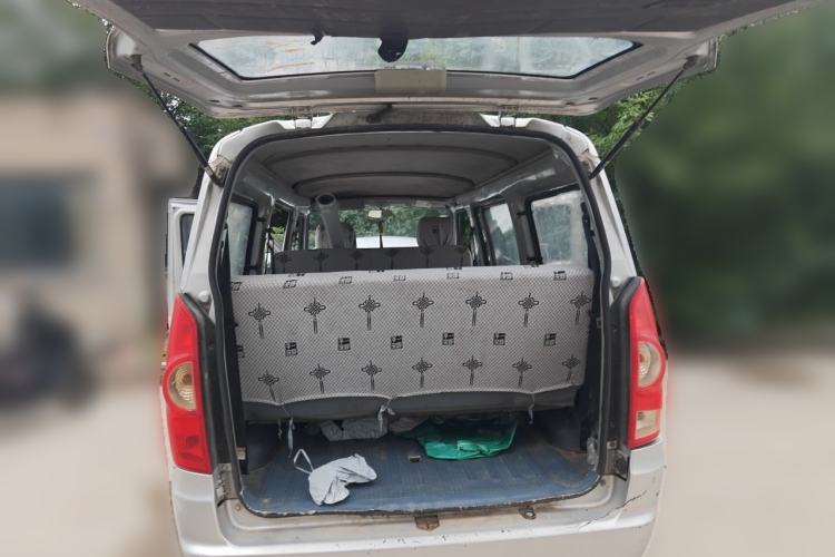 Used BAIC Weiwang 306 2016 1.0L Basic Version 7-Seater LJ465 Trunk