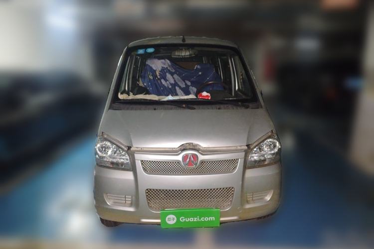 Used BAIC Weiwang 306 2016 1.0L Basic Version 7-Seater LJ465 Front
