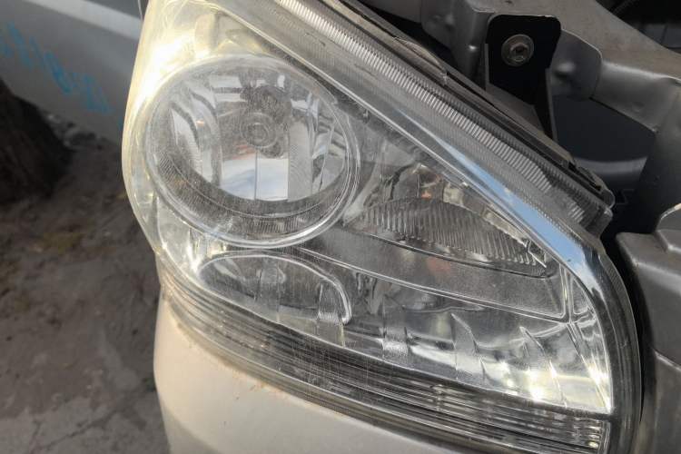 Used BAIC Weiwang 306  Right Front Headlight