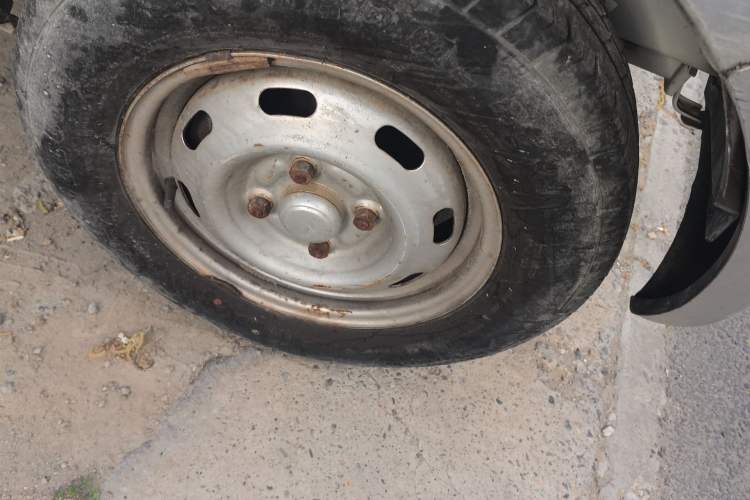 Used BAIC Weiwang 306  Right Front Wheel Hub