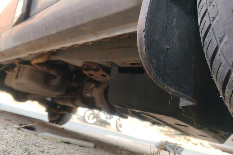 Used BAIC Weiwang 307 2014 1.2L Standard A12 Chassis Front Right