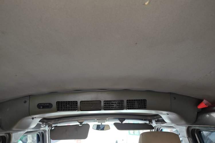 Used BAIC Weiwang 307 2014 1.2L Standard A12 Headliner