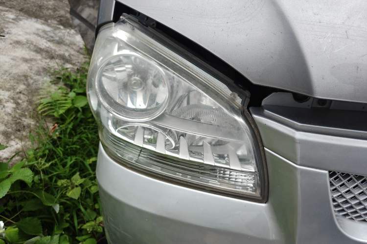 Used BAIC Weiwang 307 2014 1.2L Standard A12 Right Front Headlight