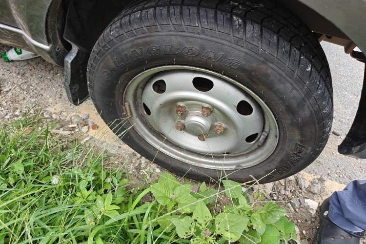 Used BAIC Weiwang 307 2014 1.2L Standard A12 Right Front Wheel Hub