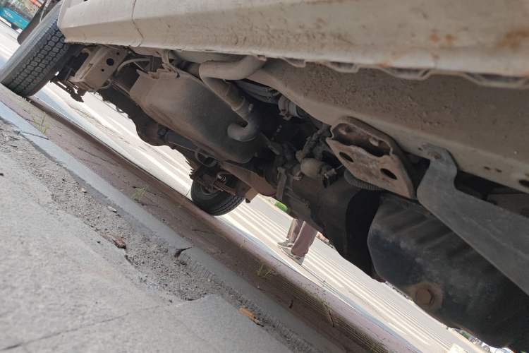 Used BAIC Weiwang 307 2014 1.2L Standard A12 Chassis Front Right