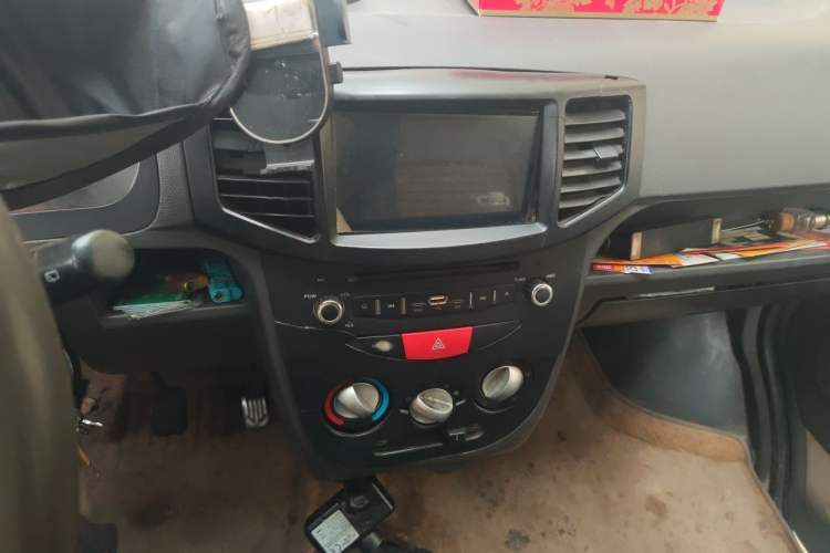 Used BAIC Weiwang 307 2014 1.2L Standard A12 Audio And AC Panel