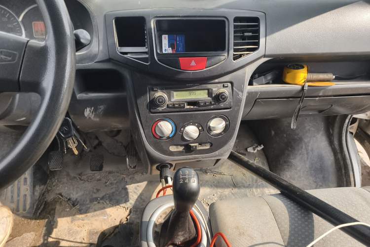 Used BAIC Weiwang 307 2014 1.2L Standard A12 Audio And AC Panel