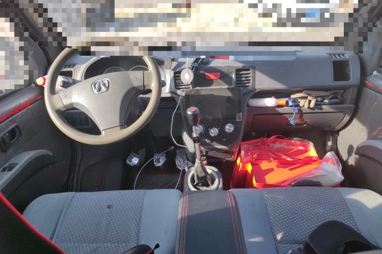 Used BAIC Weiwang 307 2014 1.2L Standard A12 Center Console