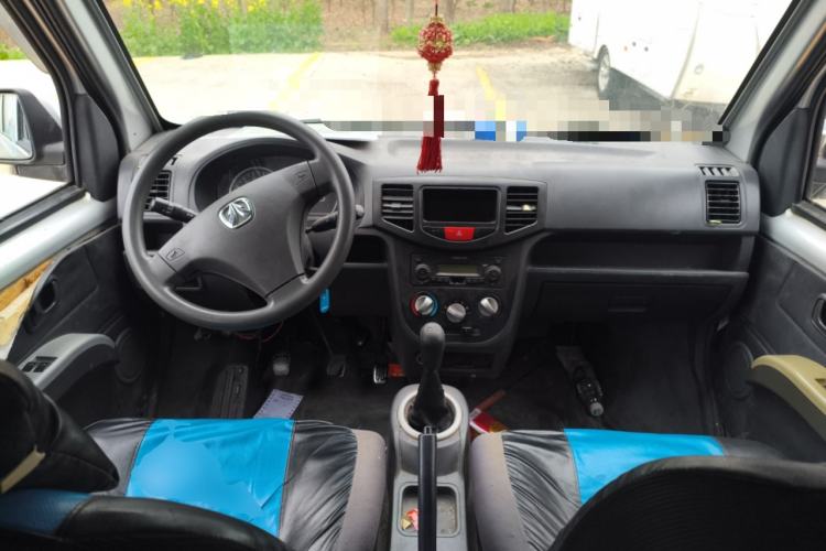 Used BAIC Weiwang 307 2014 1.2L Comfort version A12 Center Console