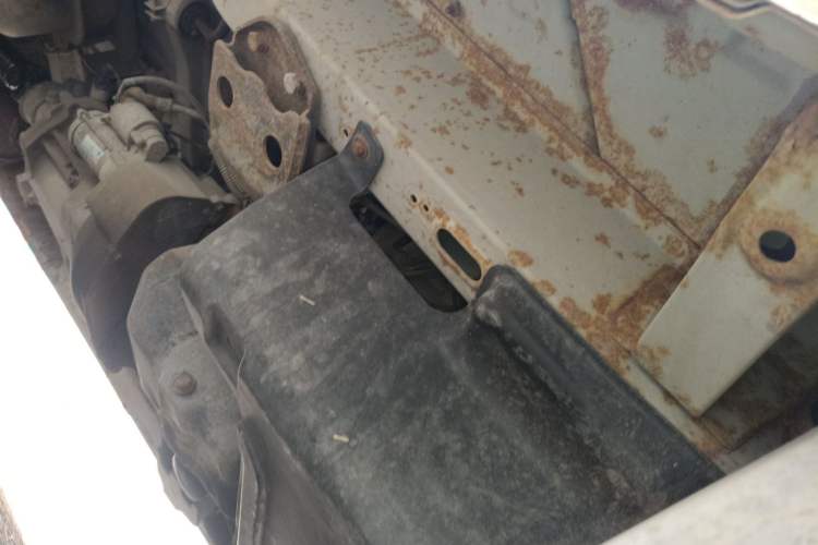 Used BAIC Weiwang 307 2014 1.2L Standard A12 Chassis Front Right