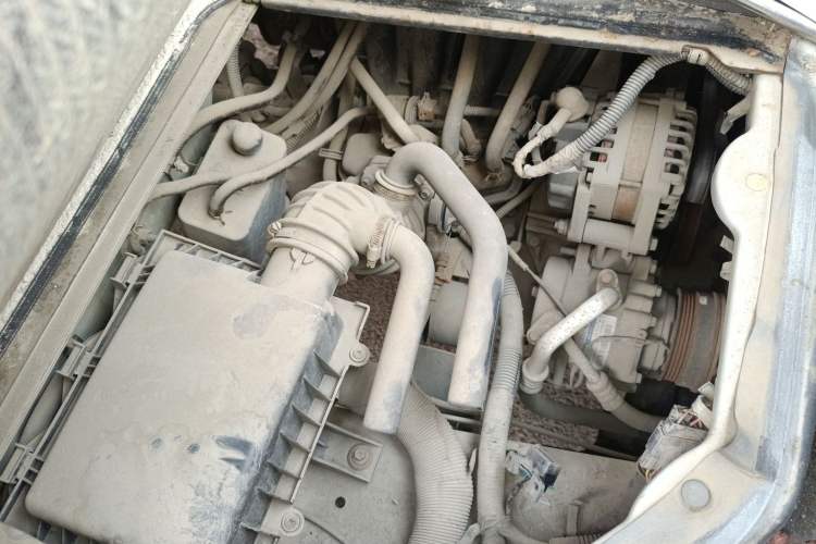 Used BAIC Weiwang 307 2014 1.2L Standard A12 Engine Bay Right
