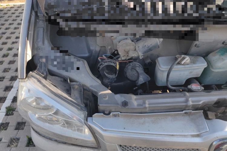 Used BAIC Weiwang 307 2014 1.2L Standard A12 Engine Bay Right