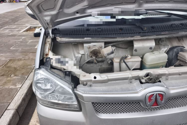 Used BAIC Weiwang 307 2014 1.2L Standard A12 Engine Bay Right