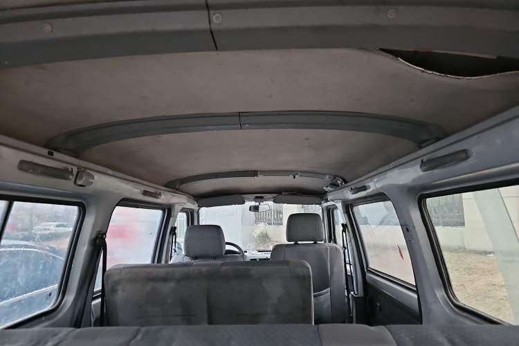 Used BAIC Weiwang 307 2014 1.2L Comfort version A12 Headliner
