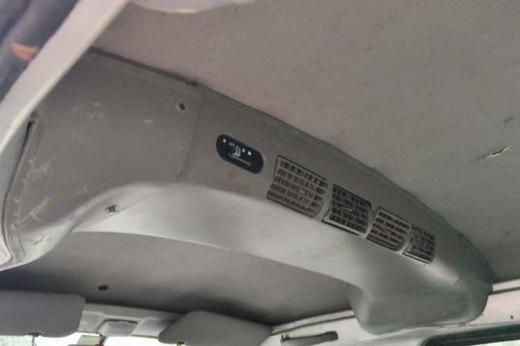 Used BAIC Weiwang 307 2014 1.2L Standard A12 Headliner