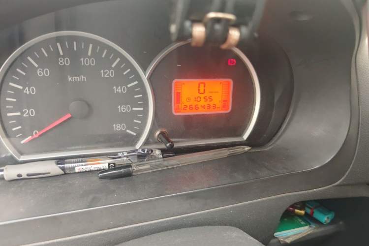 Used BAIC Weiwang 307 2014 1.2L Standard A12 Odometer Close Up