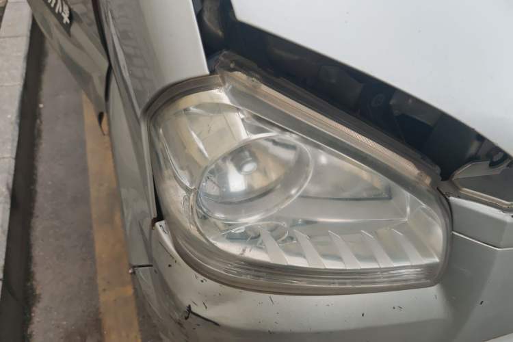 Used BAIC Weiwang 307 2014 1.2L Standard A12 Right Front Headlight
