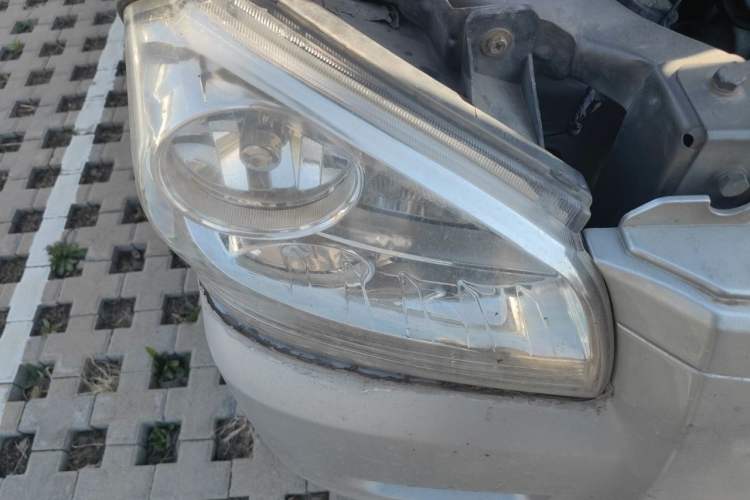 Used BAIC Weiwang 307 2014 1.2L Standard A12 Right Front Headlight