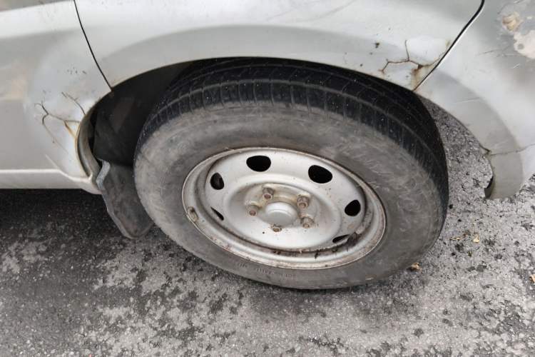Used BAIC Weiwang 307 2014 1.2L Standard A12 Right Front Wheel Hub