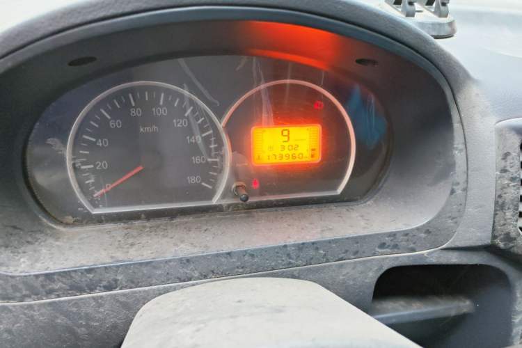 Used BAIC Weiwang 307 2014 1.2L Standard A12 Odometer Close Up