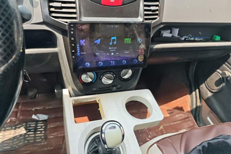 Used BAIC Weiwang 307 2016 1.2L Luxury 5-seater A12 China IV Emission Standard Audio And AC Panel