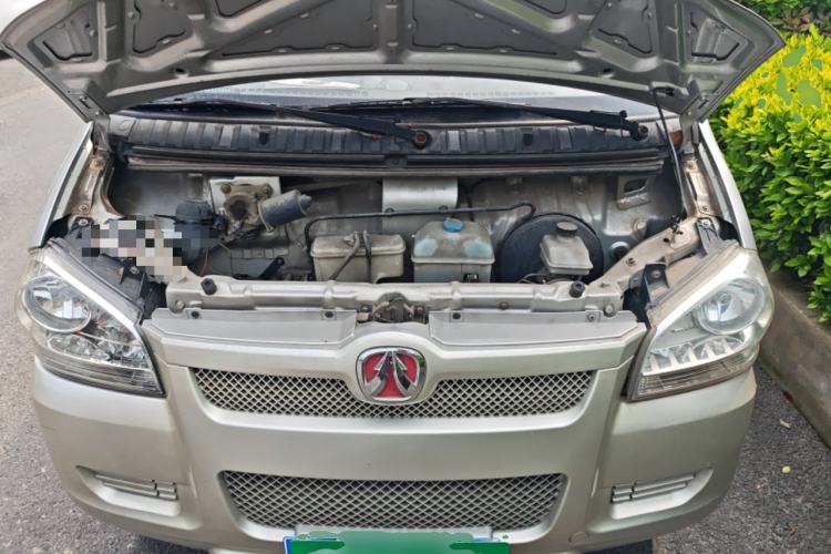Used BAIC Weiwang 307 2016 1.2L Luxury 5-seater A12 China IV Emission Standard Engine Bay