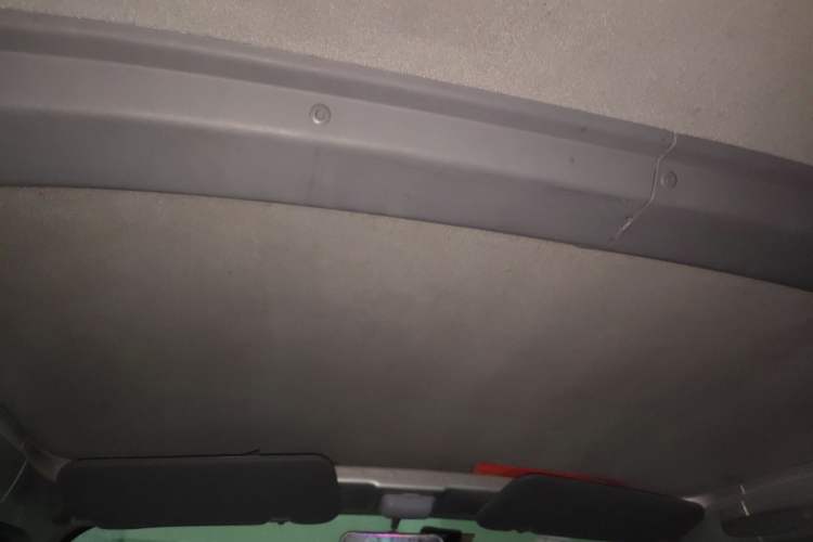 Used BAIC Weiwang 307 2016 1.2L standard 7-seater A12 China IV emission standard Headliner