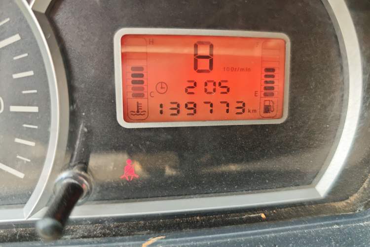Used BAIC Weiwang 307 2016 1.2L Luxury 5-seater A12 China IV Emission Standard Odometer Close Up