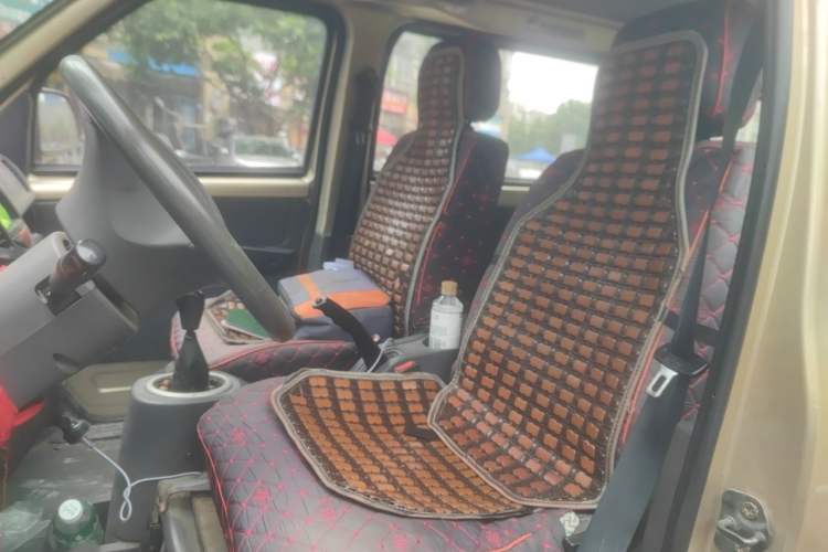 Used BAIC Weiwang 307 2016 1.2L standard 7-seater A12 China IV emission standard Left Front Seat