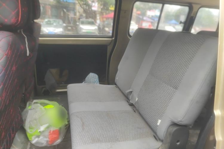 Used BAIC Weiwang 307 2016 1.2L standard 7-seater A12 China IV emission standard Left Rear Seat
