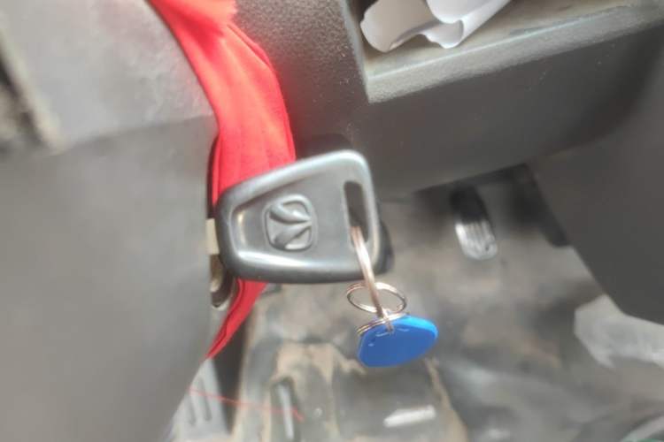 Used BAIC Weiwang 307 2016 1.2L standard 7-seater A12 China IV emission standard Vehicle Key
