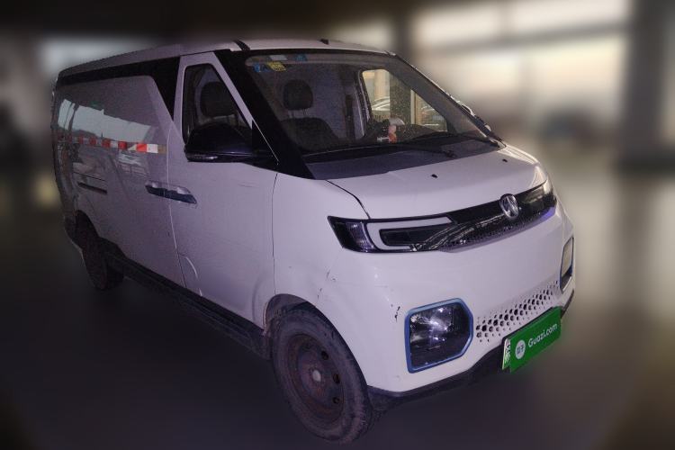 Used BAIC Weiwang 407EV 2018 Basic Model Front Right 45 Deg