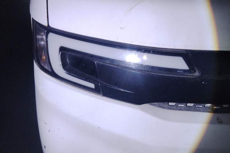 Used BAIC Weiwang 407EV 2018 Basic Model Right Front Headlight