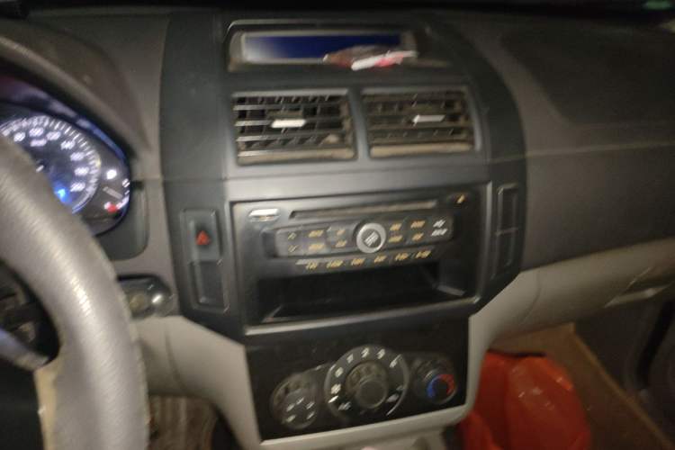 Used BAIC Weiwang M20 2013 1.5L Power Type BJ415A Audio And AC Panel