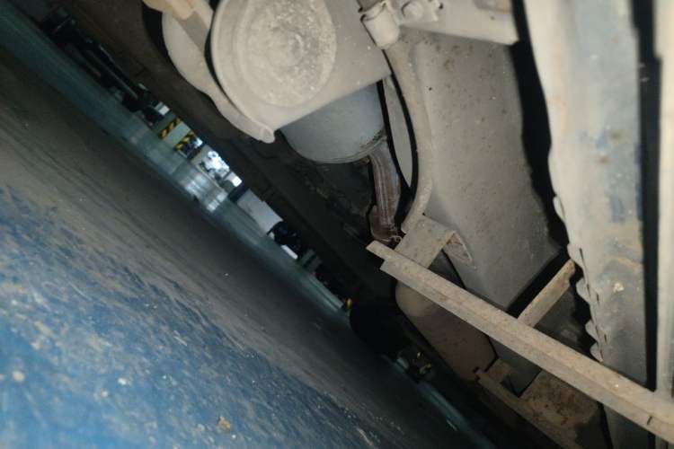 Used BAIC Weiwang M20 2013 1.5L Power Type BJ415A Chassis Rear Right