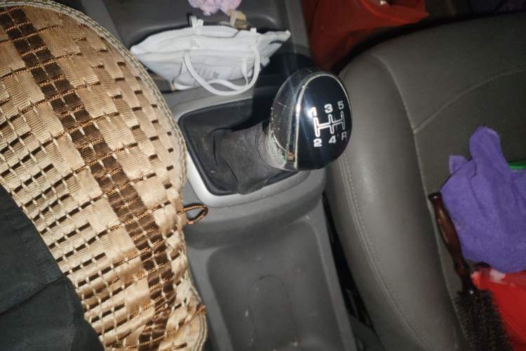 Used BAIC Weiwang M20 2013 1.5L Power Type BJ415A Gear Lever